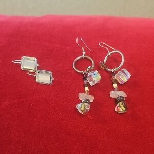 2 Pair Chic Multicolor Beaded Earrings N Mother Of Pearl Ears